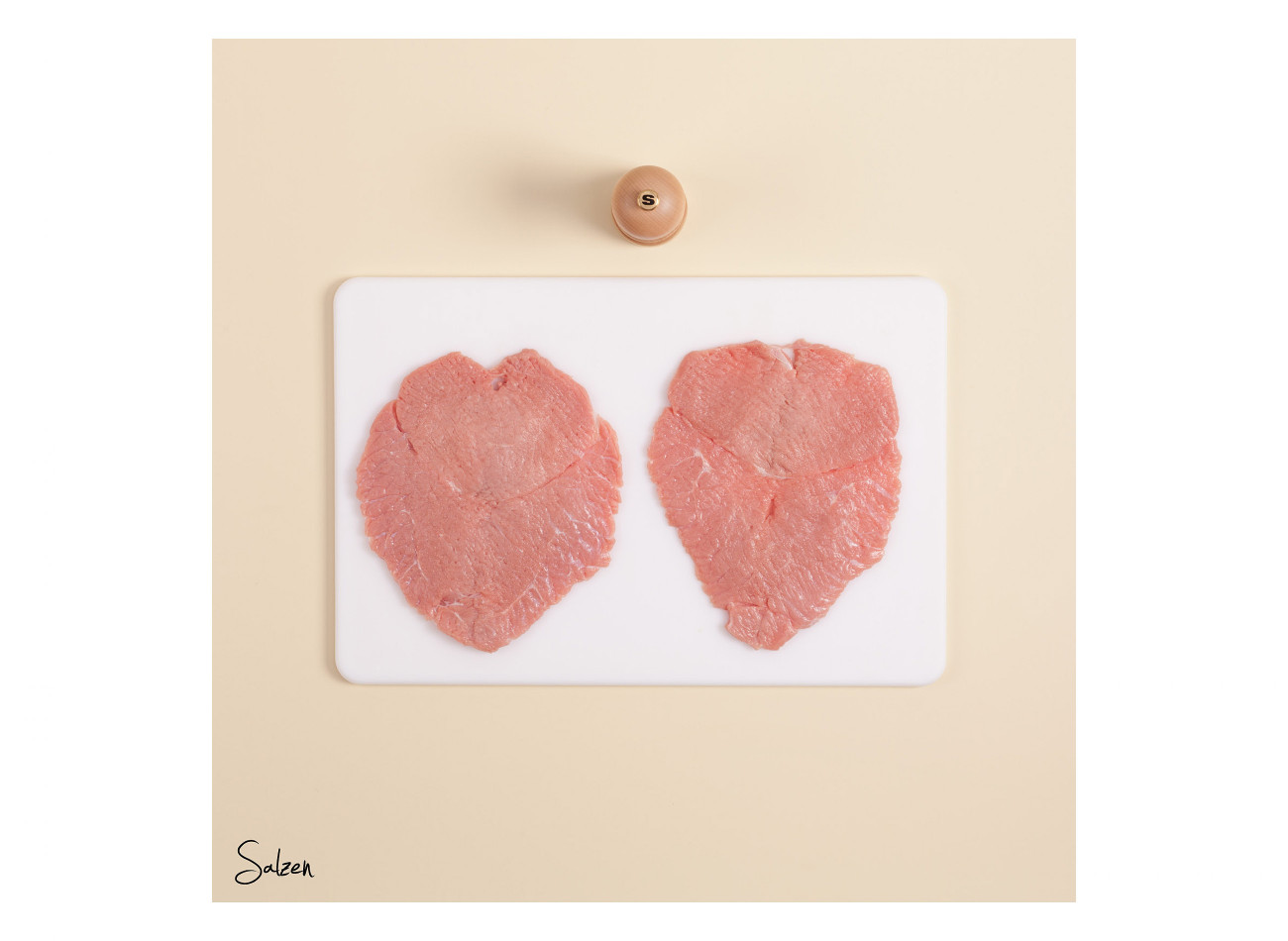 Wiener Schnitzel Zubereitung: Salzen